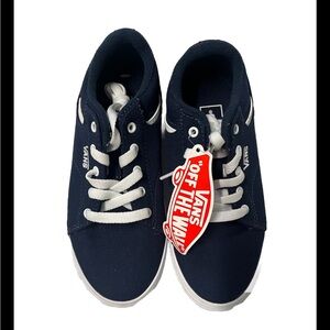 NEW Vans Seldan Navy Blue Canvas Youth Shoes Size 1 Dress Blues White